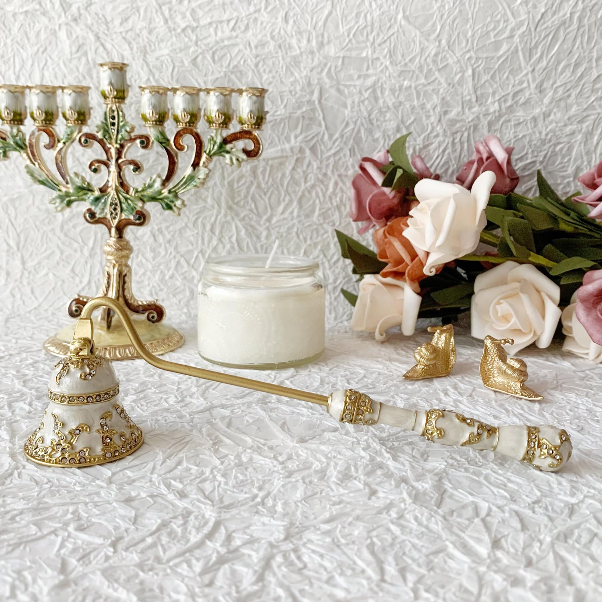 Collectible & Vintage Dolls For Wedding - مطفأة شموع مينوراه فاخرة بتصميم زهري