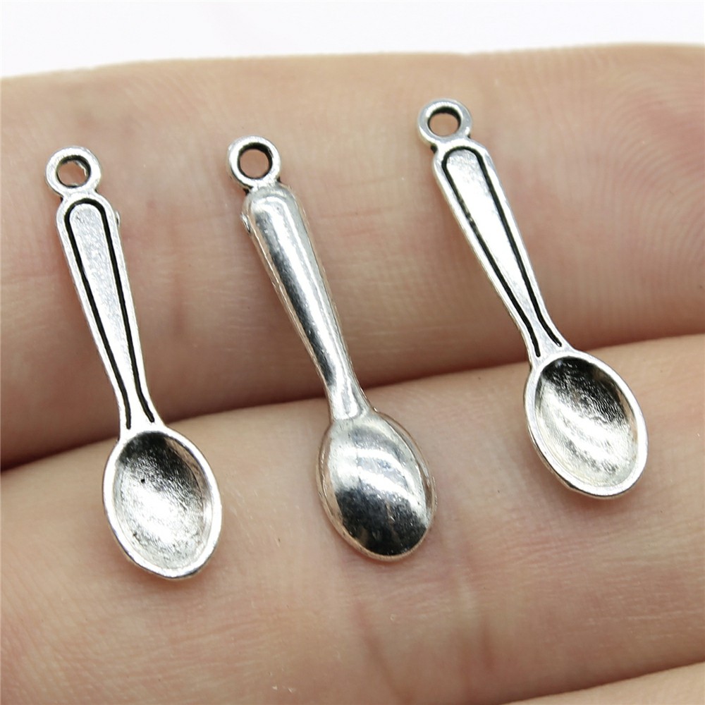 WYSIWYG 40 قطعة 24x6 مللي متر  - مراجعة Vintage Collectible Spoons وسعره