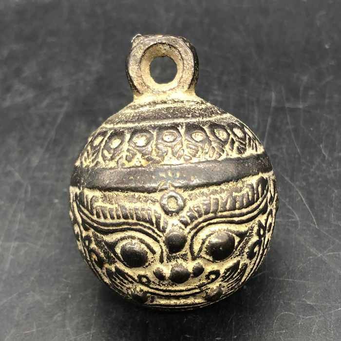 جرس رأس نمر عتيق قابل للتجميع - مراجعة Vintage Collectible Bells وسعره