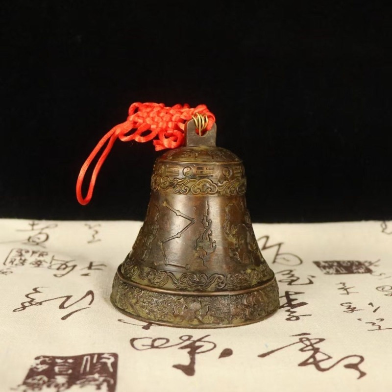 أدوات تاوية عتيقة: أجراس تاي ت - مراجعة Vintage Collectible Bells وسعره