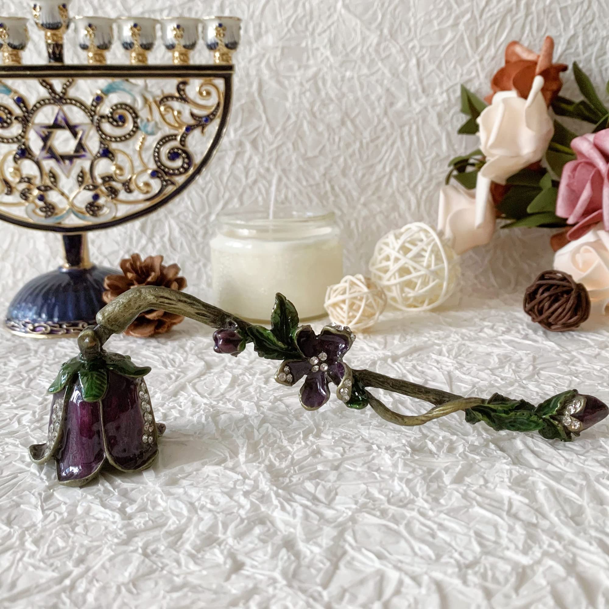 مطفأة شموع مينوراه فاخرة بتصمي - مراجعة Collectible & Vintage Dolls For Wedding وسعره