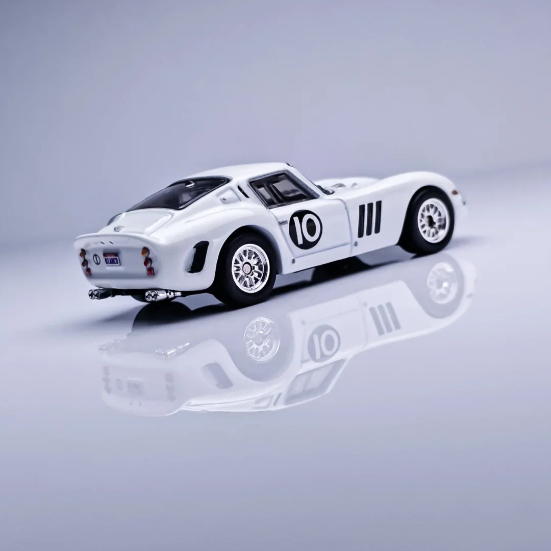 سيارة فيراري 250 جي تي أو الكل - مراجعة Vintage Collectible Hot Wheels وسعره