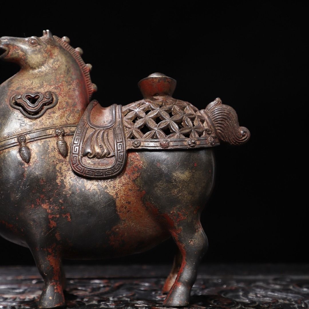 مبخرة معدنية عتيقة على شكل حصا - مراجعة Vintage Collectible Ornaments وسعره